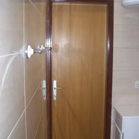 Captain'S Villa *